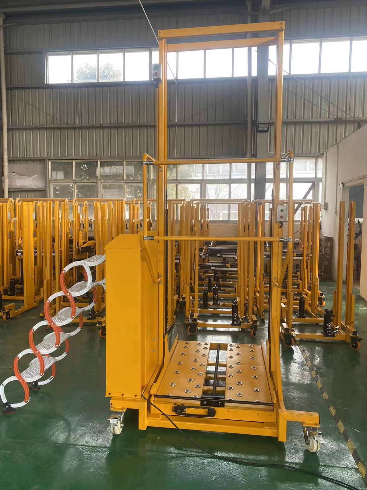 銳鐿儲能電動(dòng)液壓服務(wù)小車